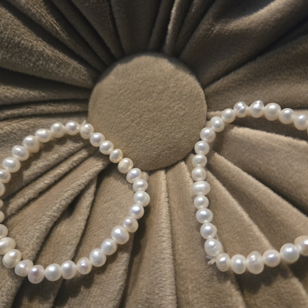 Handmade  fresh water pearl baby bracelet